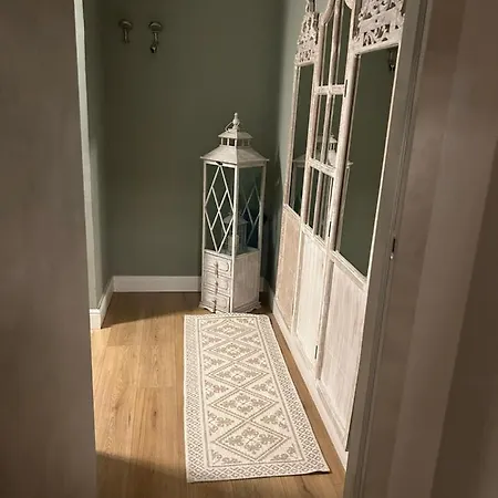 홈스테이 Art House 누오로